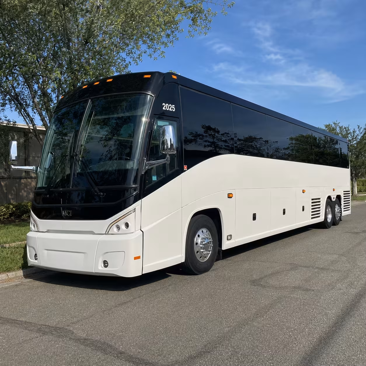 book government military transportation in clarksville or any city nearby