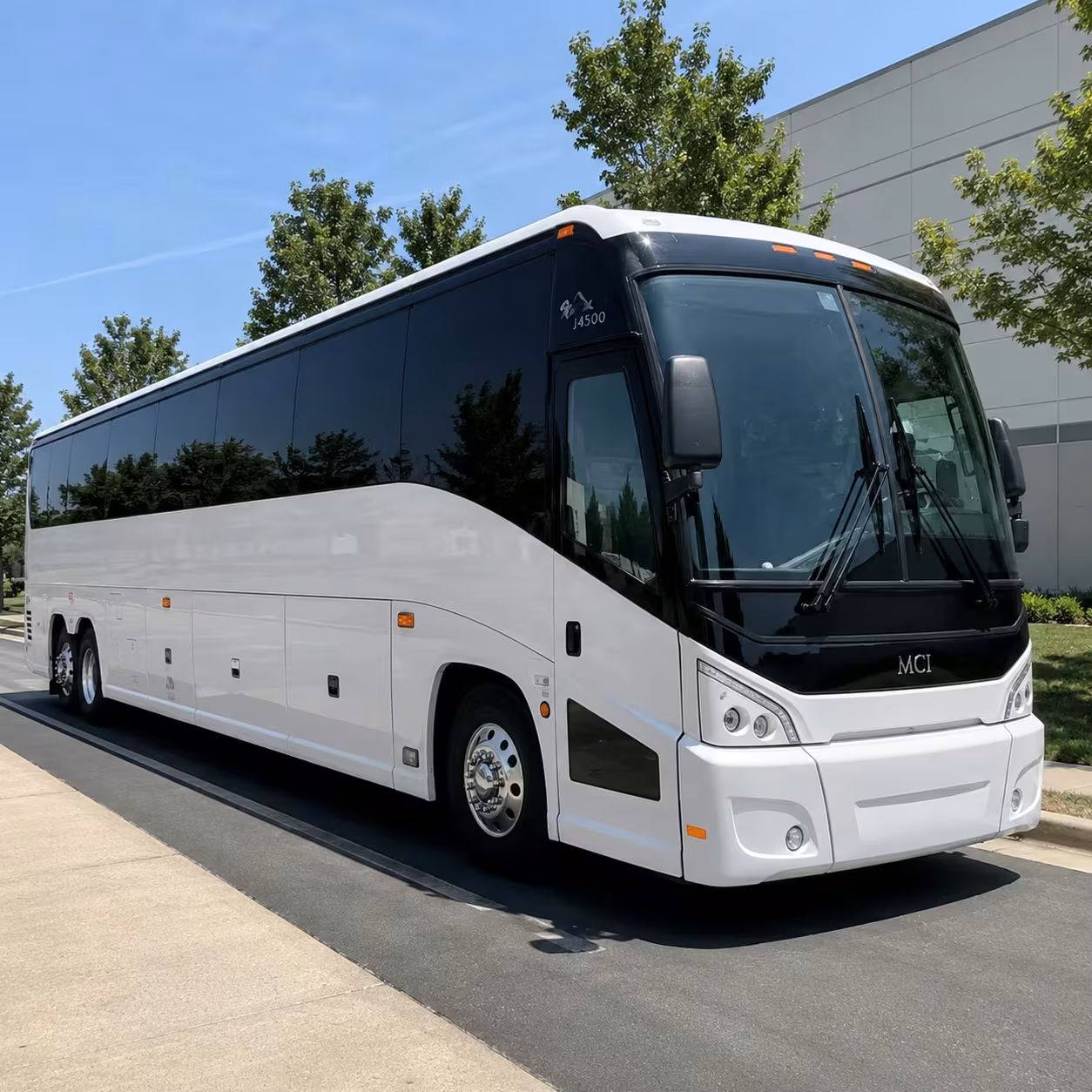book long distance transportation in clarksville or any city nearby