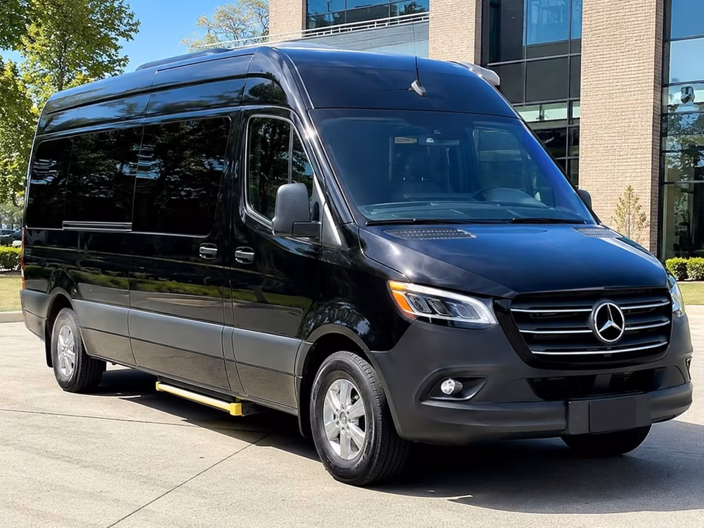 clarksville long distance bus rentals