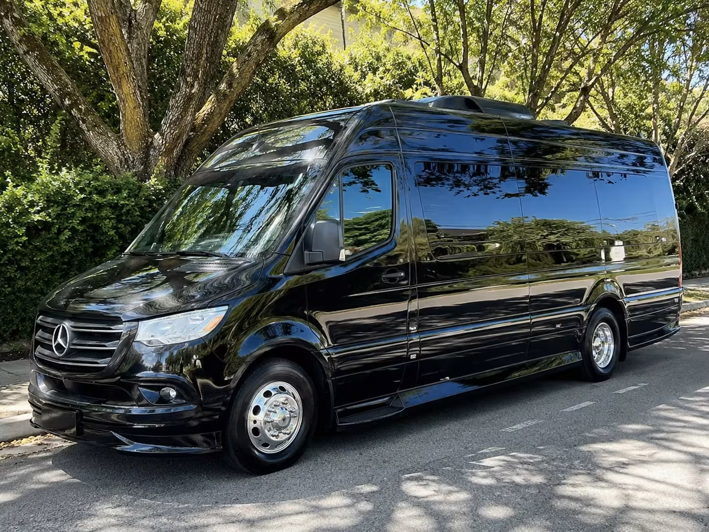 clarksville sprinter limo rental