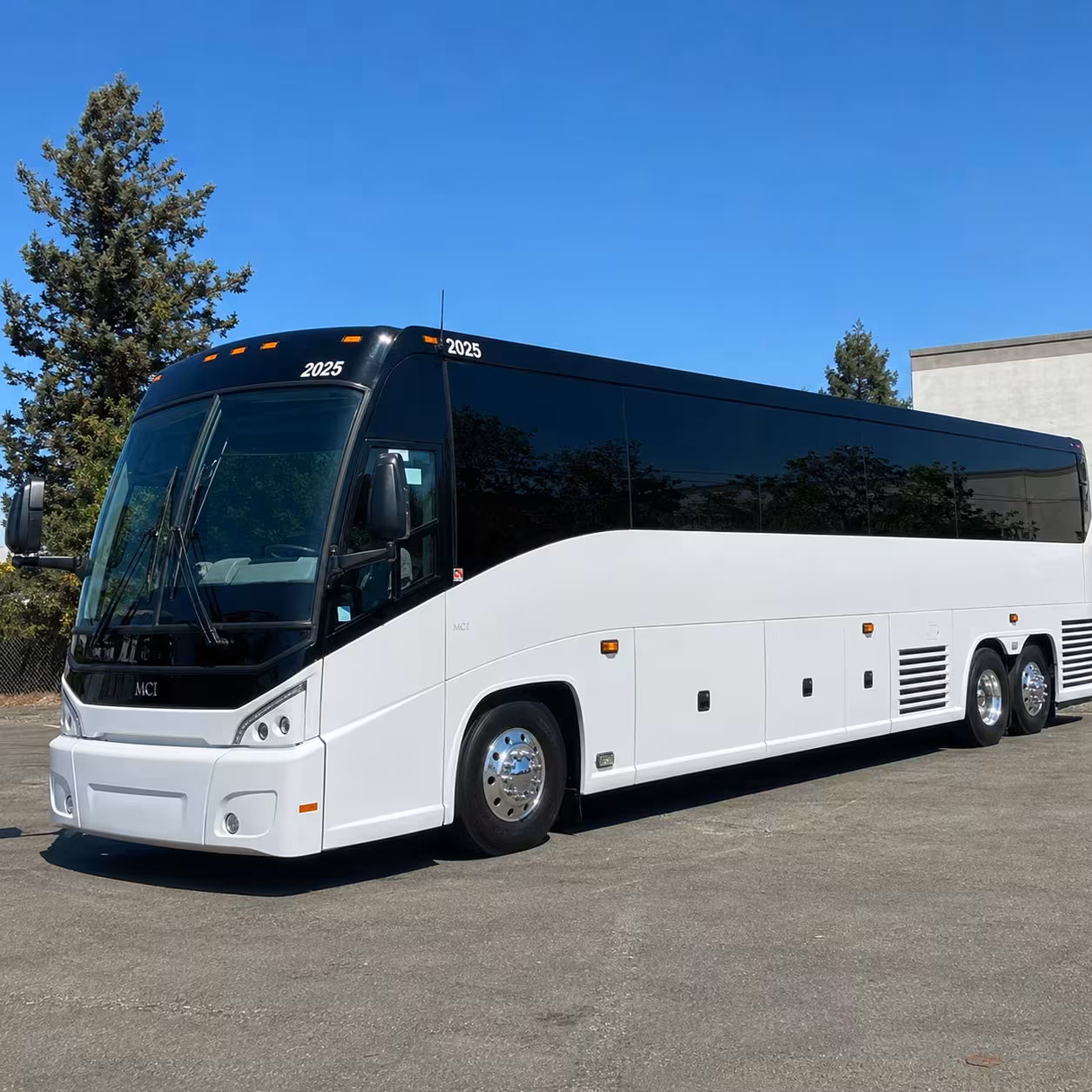 corporate and event group bus rentals in clarksville