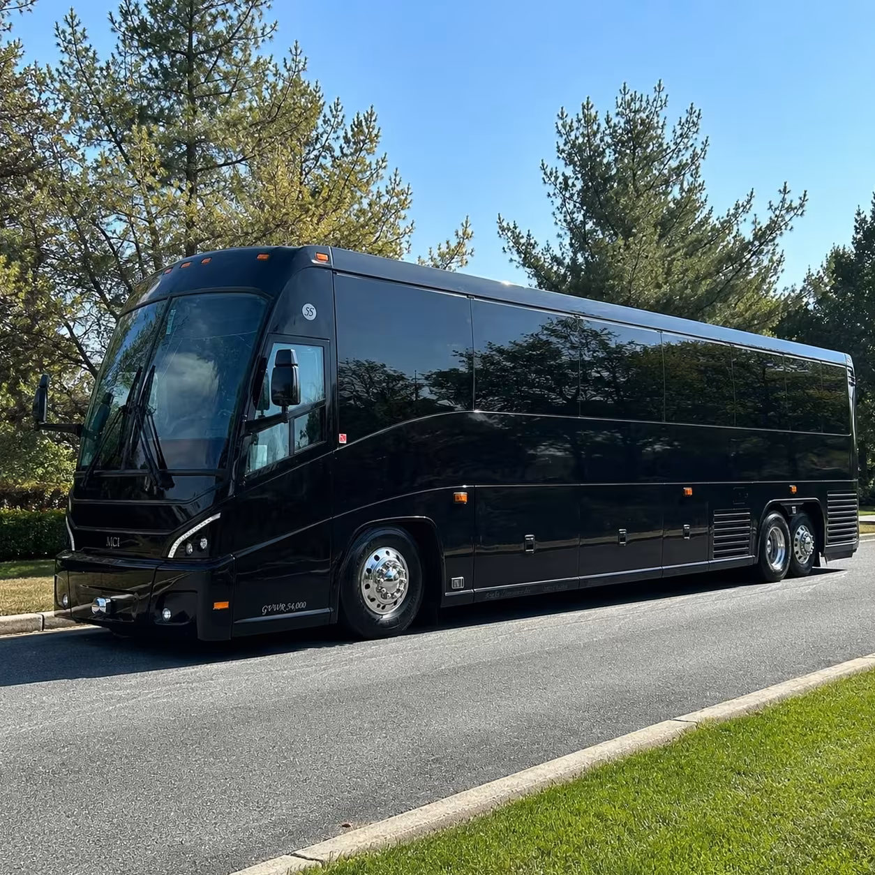 daily employee shuttles and corporate transfers in clarksville
