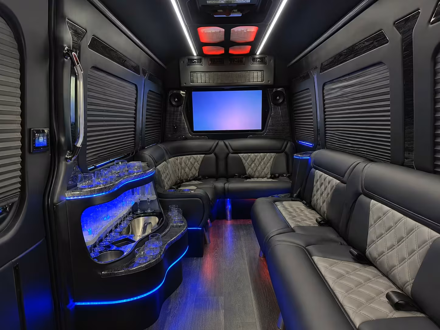 long distance corporate bus rentals from clarksville